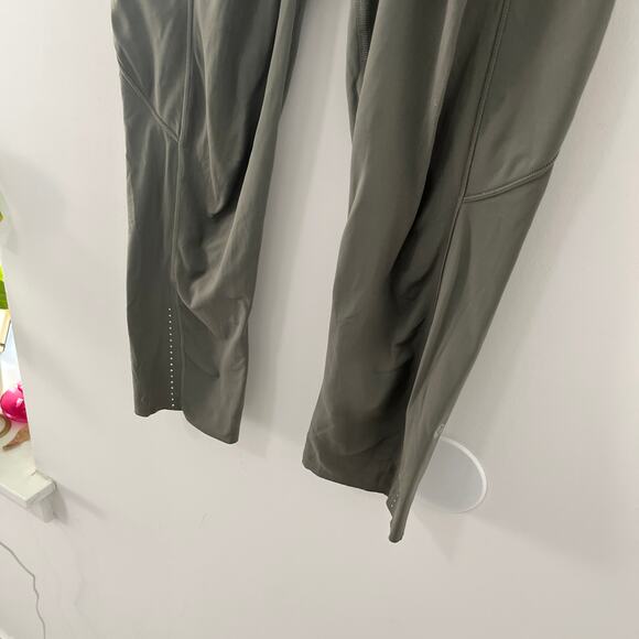 Lululemon Green Fast & Free Leggings Size 6 - Picture 5 of 6